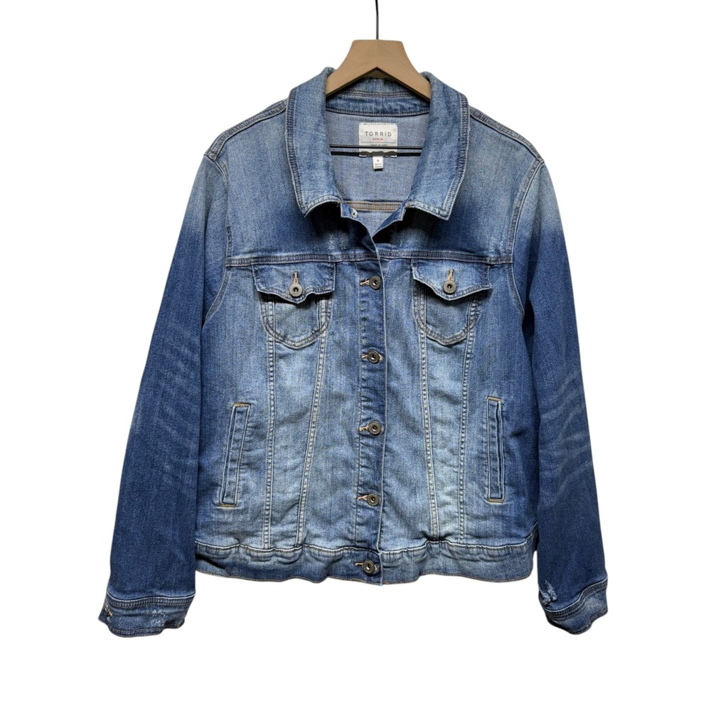 Torrid Women Sz 4X Blue Denim Jean Jacket Button Front Distressed Pocket Trucker